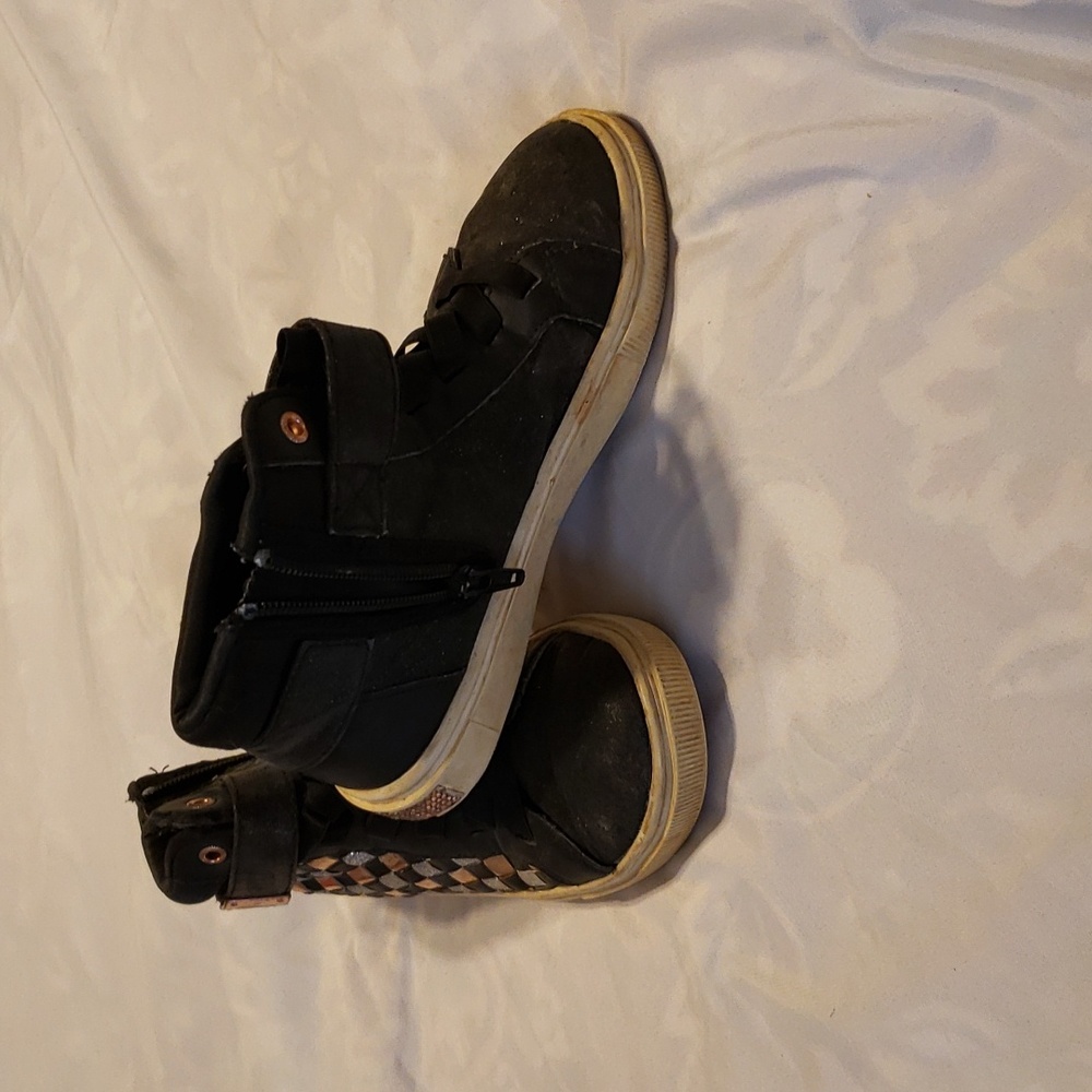 Skechers size 13